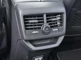 Peugeot 3008 (2022) thumbnail 24