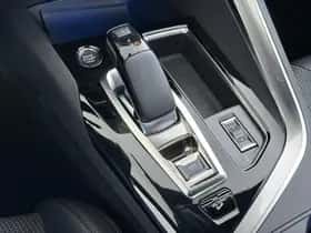 Peugeot 3008 (2022) thumbnail 41