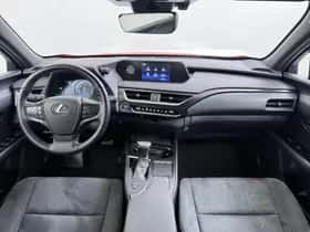 Lexus UX (2019) thumbnail 21