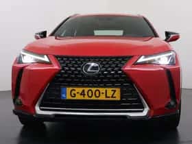 Lexus UX (2019) thumbnail 4