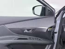 Peugeot 3008 (2022) thumbnail 16