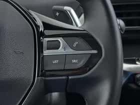 Peugeot 3008 (2022) thumbnail 31