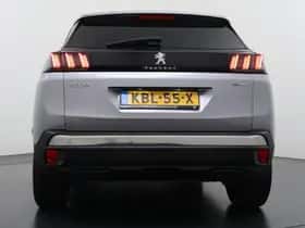 Peugeot 3008 (2022) thumbnail 8