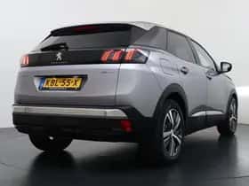 Peugeot 3008 (2022) thumbnail 9