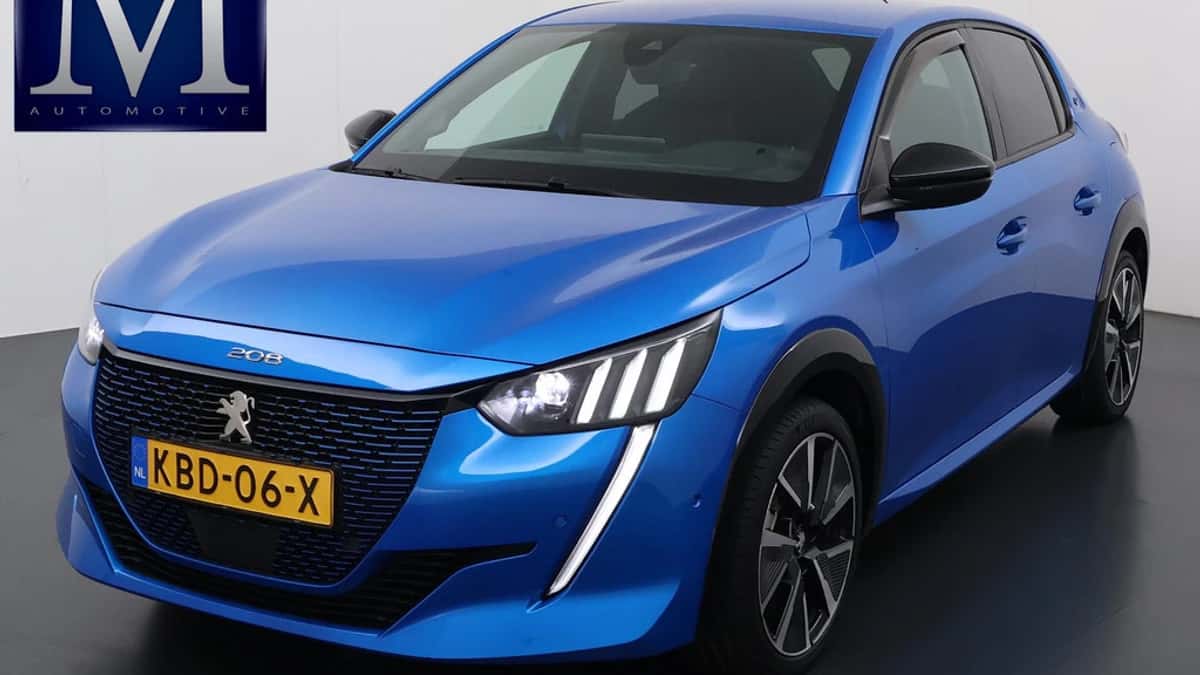 Peugeot e-208 (2022) — foto 1
