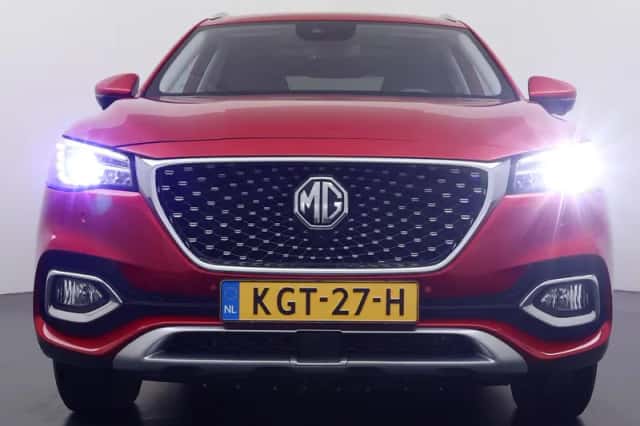 MG MG HS (2023) thumbnail 4