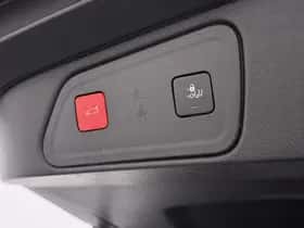 Peugeot 3008 (2023) thumbnail 14