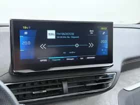 Peugeot 3008 (2023) thumbnail 36