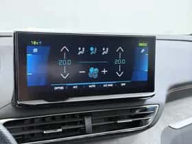Peugeot 3008 (2023) thumbnail 37
