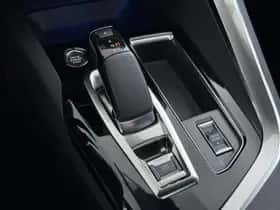 Peugeot 3008 (2023) thumbnail 43