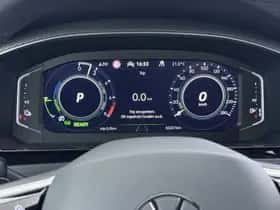 Volkswagen Arteon (2023) thumbnail 35