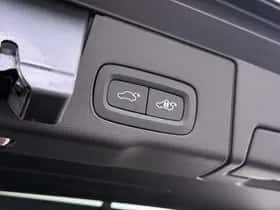 Volvo XC60 (2024) thumbnail 13