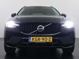 Volvo XC60 (2024) thumbnail 4