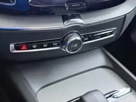 Volvo XC60 (2024) thumbnail 40