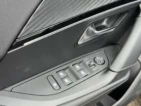 Peugeot e-2008 (2025) thumbnail 16