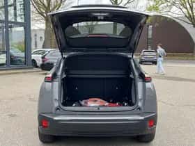 Peugeot e-2008 (2025) thumbnail 6