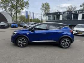 Renault Captur thumbnail 2