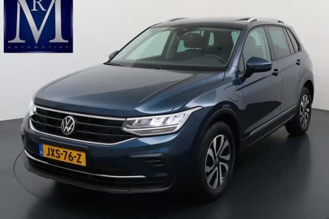Volkswagen Tiguan (2022) thumbnail 1