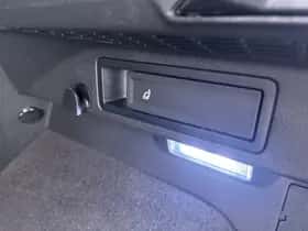 Volkswagen Tiguan (2022) thumbnail 12