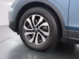 Volkswagen Tiguan (2022) thumbnail 13