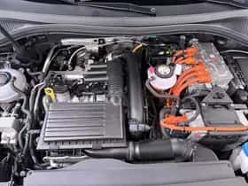 Volkswagen Tiguan (2022) thumbnail 15