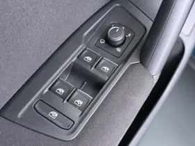 Volkswagen Tiguan (2022) thumbnail 17