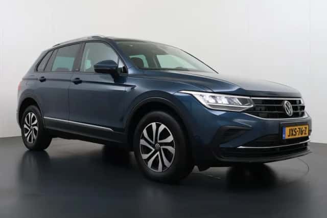 Volkswagen Tiguan (2022) thumbnail 4