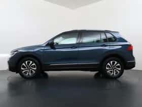 Volkswagen Tiguan (2022) thumbnail 5