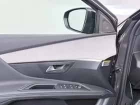 Peugeot 3008 (2023) thumbnail 17