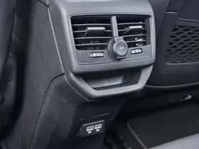 Peugeot 3008 (2023) thumbnail 25