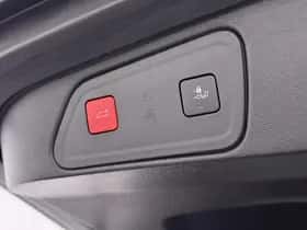 Peugeot 3008 (2022) thumbnail 12