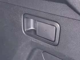 Peugeot 3008 (2022) thumbnail 13