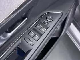 Peugeot 3008 (2022) thumbnail 18