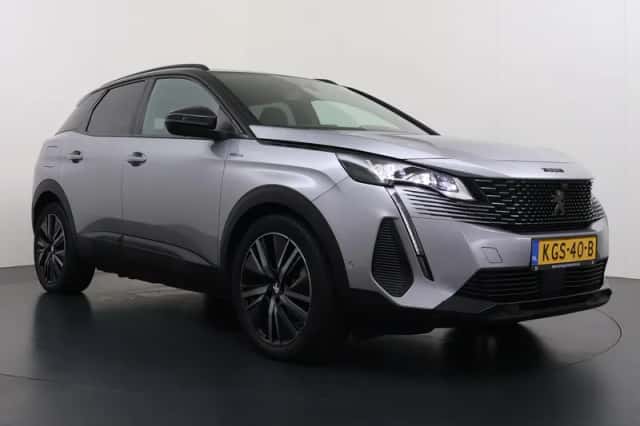 Peugeot 3008 (2022) thumbnail 4