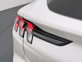 Ford Mustang (2022) thumbnail 2