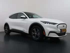 Ford Mustang (2022) thumbnail 3