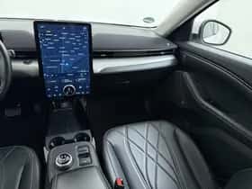 Ford Mustang (2022) thumbnail 26