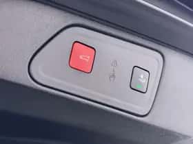 Peugeot 3008 (2023) thumbnail 13