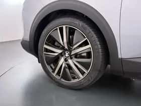 Peugeot 3008 (2023) thumbnail 14