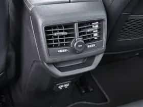 Peugeot 3008 (2023) thumbnail 25