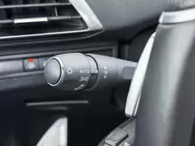 Peugeot 3008 (2023) thumbnail 30