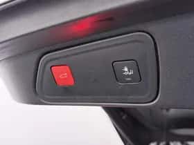 Peugeot 3008 (2023) thumbnail 12