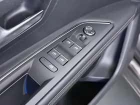 Peugeot 3008 (2023) thumbnail 17