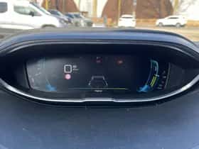 Peugeot 3008 (2023) thumbnail 22