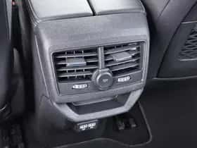 Peugeot 3008 (2023) thumbnail 24