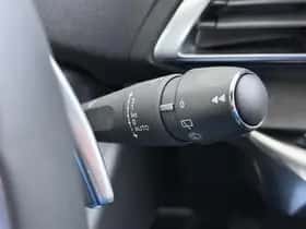 Peugeot 3008 (2023) thumbnail 31