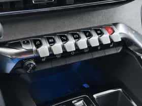 Peugeot 3008 (2023) thumbnail 41