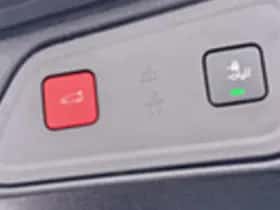 Peugeot 3008 (2023) thumbnail 13