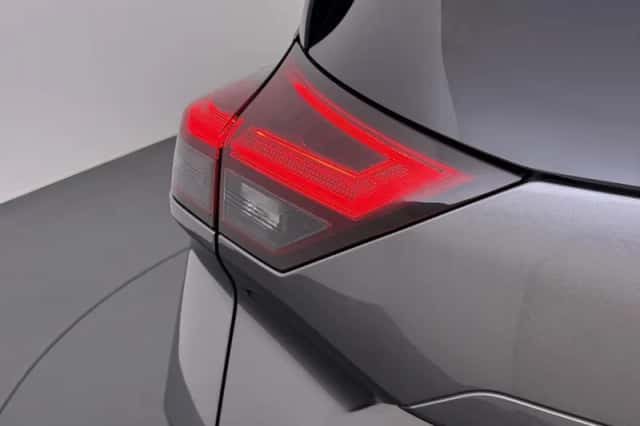 Nissan X-Trail (2025) thumbnail 2