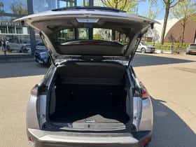 Peugeot e-2008 (2025) thumbnail 6